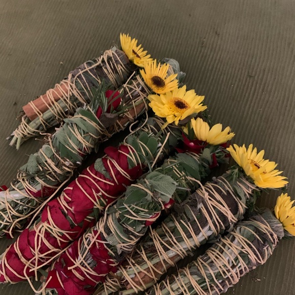 Meet your Posher, Tessie - Picture 4 of 4